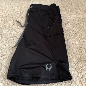 Men’s board shorts
